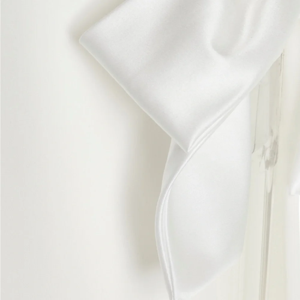 Monot Elegant White Backless Dress w/ TAGS - Picture 6 of 10